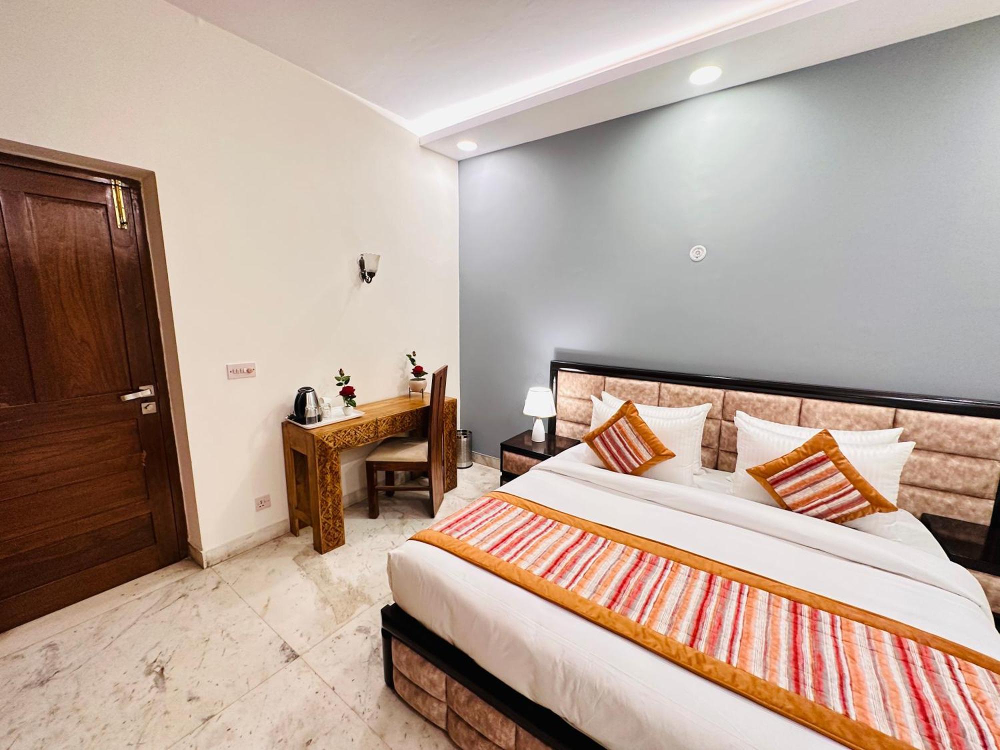 Grove Residency Hauz Khas New Delhi Couple Friendly Hotel Eksteriør billede